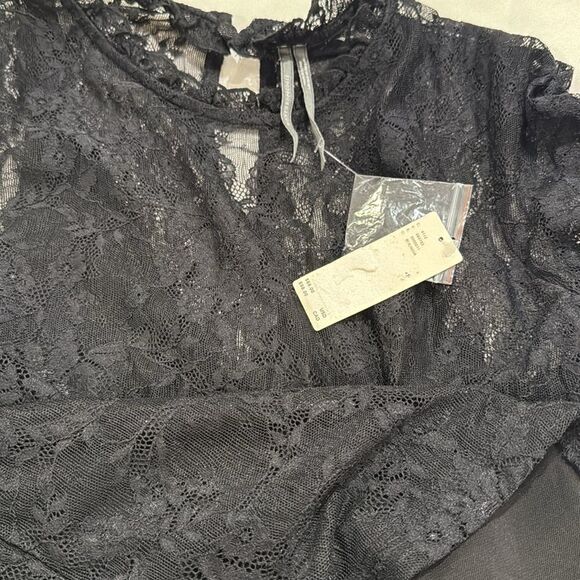 By Anthropologie V Neck Lace Blouse - Picture 6 of 6